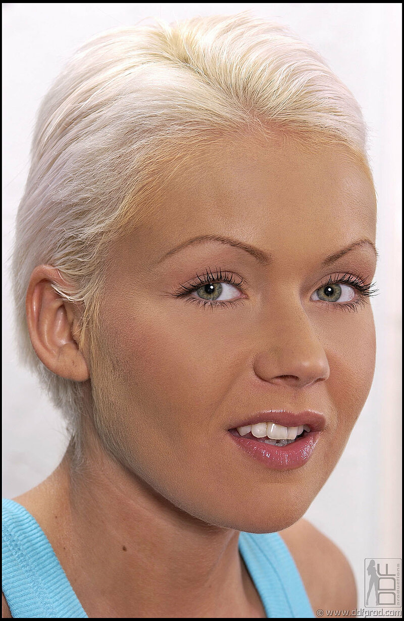 Жанна, 24